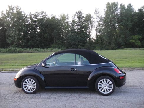 Used 2008 Volkswagen Beetle SE image 19
