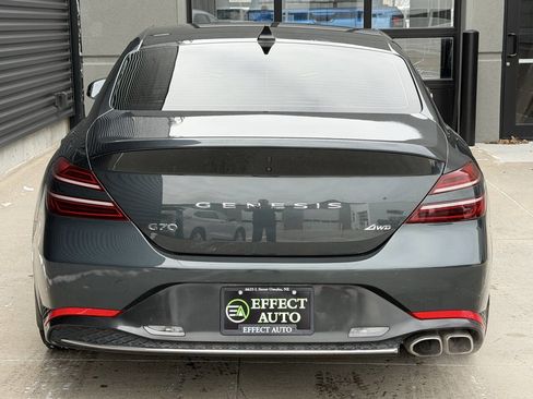 Used 2023 Genesis G70 2.0T image 12