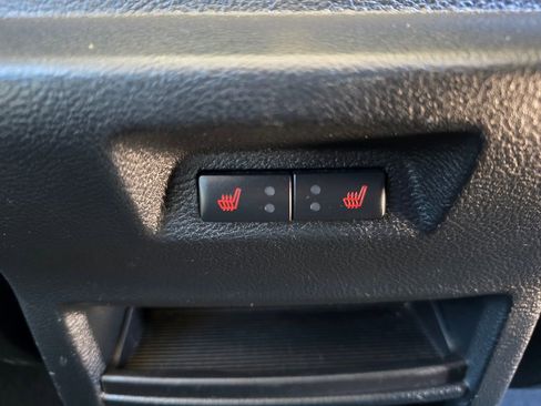 Used 2022 Ford Edge Titanium w/ Equipment Group 301A AWD/4WD image 41