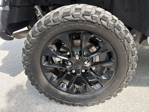 Used 2021 Jeep Wrangler Unlimited Sahara AWD/4WD image 16