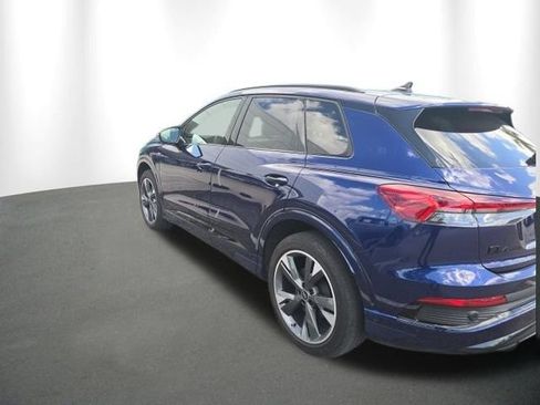 Used 2023 Audi Q4 e-tron Premium Plus AWD/4WD image 5