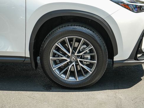 Used 2025 Lexus NX 350h AWD w/ Premium Package image 10