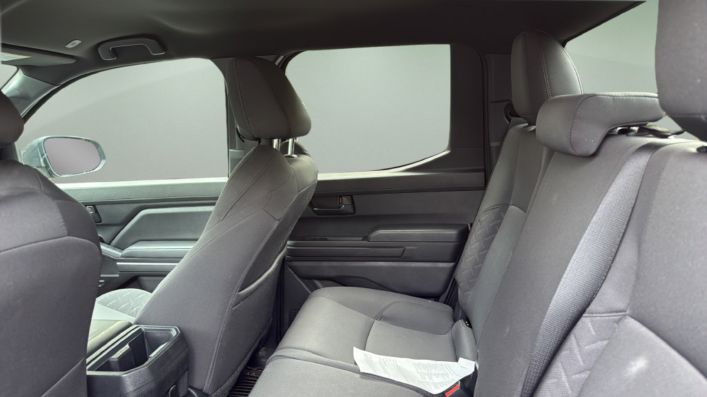 Certified 2025 Toyota Tacoma SR5 AWD/4WD image 16