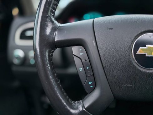 Used 2011 Chevrolet Silverado 3500 LTZ image 77