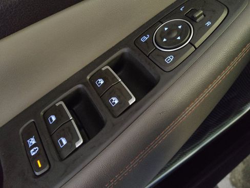 Used 2019 Hyundai Santa Fe AWD image 27