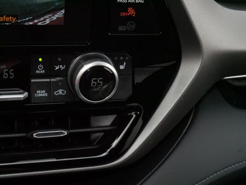 Certified 2026 Toyota Highlander XLE image 30