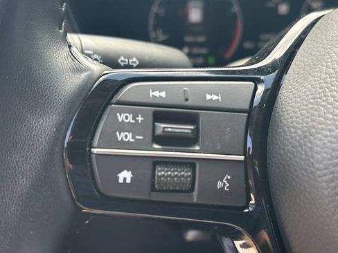 Used 2025 Honda CR-V EX-L image 23