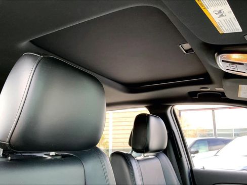 Used 2020 Jeep Grand Cherokee Limited X image 12