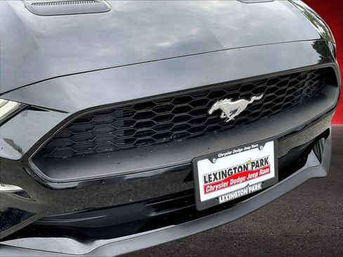 Used 2020 Ford Mustang Premium RWD image 30