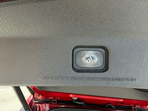 Used 2015 Ford Explorer Limited w/ Equipment Group 302A image 8