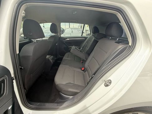 Used 2019 Volkswagen e-Golf SE w/ Driver Assistance Package image 11