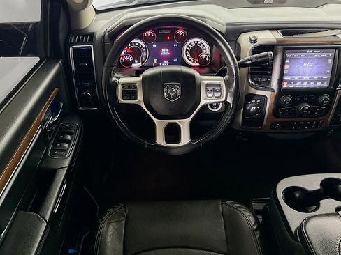 Used 2017 RAM 2500 Laramie w/ Convenience Group image 16