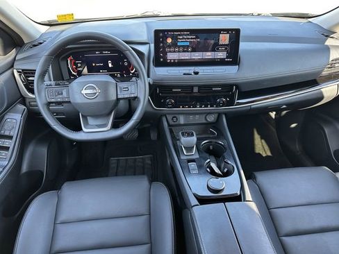 Certified 2025 Nissan Rogue SL AWD/4WD image 25