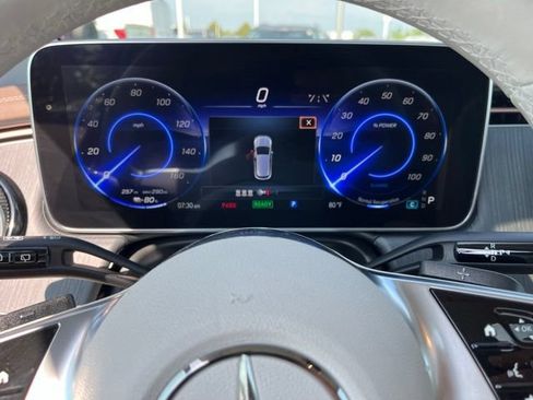 Used 2023 Mercedes-Benz EQE 350+ 4MATIC SUV w/ AMG Line Exterior Package image 31