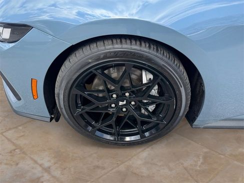 Used 2024 Ford Mustang GT Premium image 14