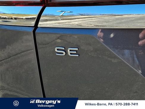 Certified 2025 Volkswagen Atlas SE AWD/4WD image 33