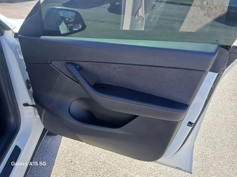 Used 2020 Tesla Model Y Long Range AWD/4WD image 16