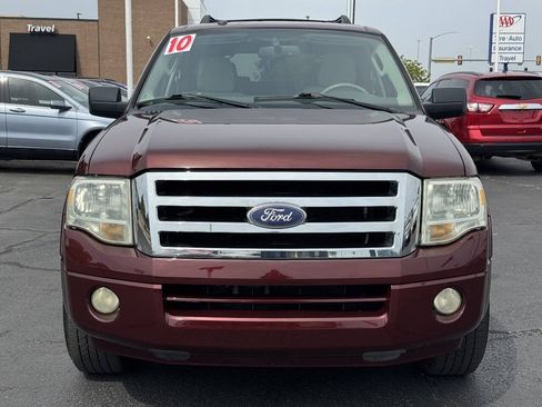 Used 2010 Ford Expedition XLT RWD image 2