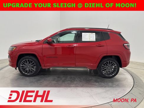 Certified 2022 Jeep Compass Limited image 4