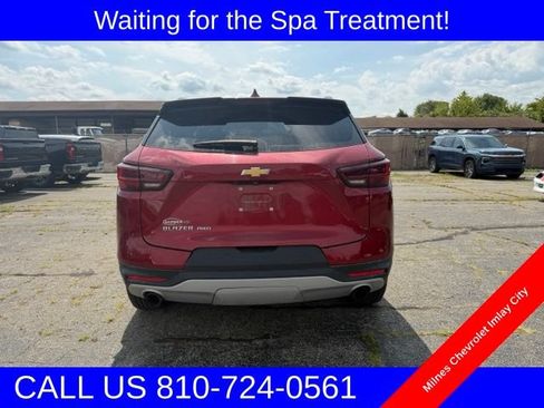 Used 2024 Chevrolet Blazer LT w/ Convenience Package AWD/4WD image 2