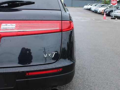 Used 2019 Lincoln MKT AWD image 45