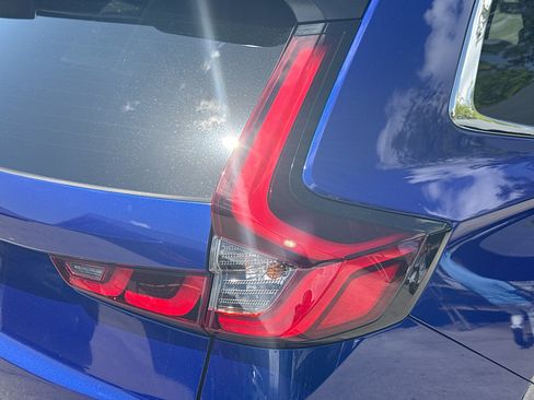 Used 2025 Honda CR-V EX-L image 27