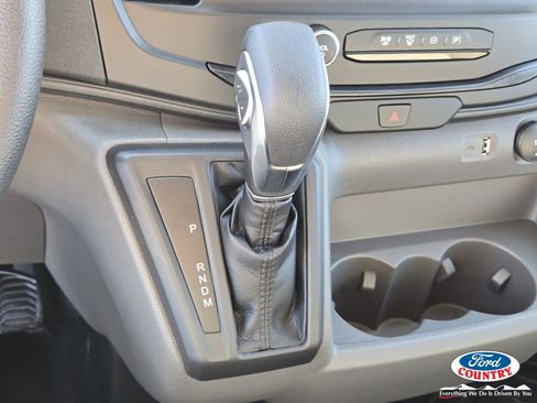 New 2026 Ford Transit 250 148 Medium Roof image 18