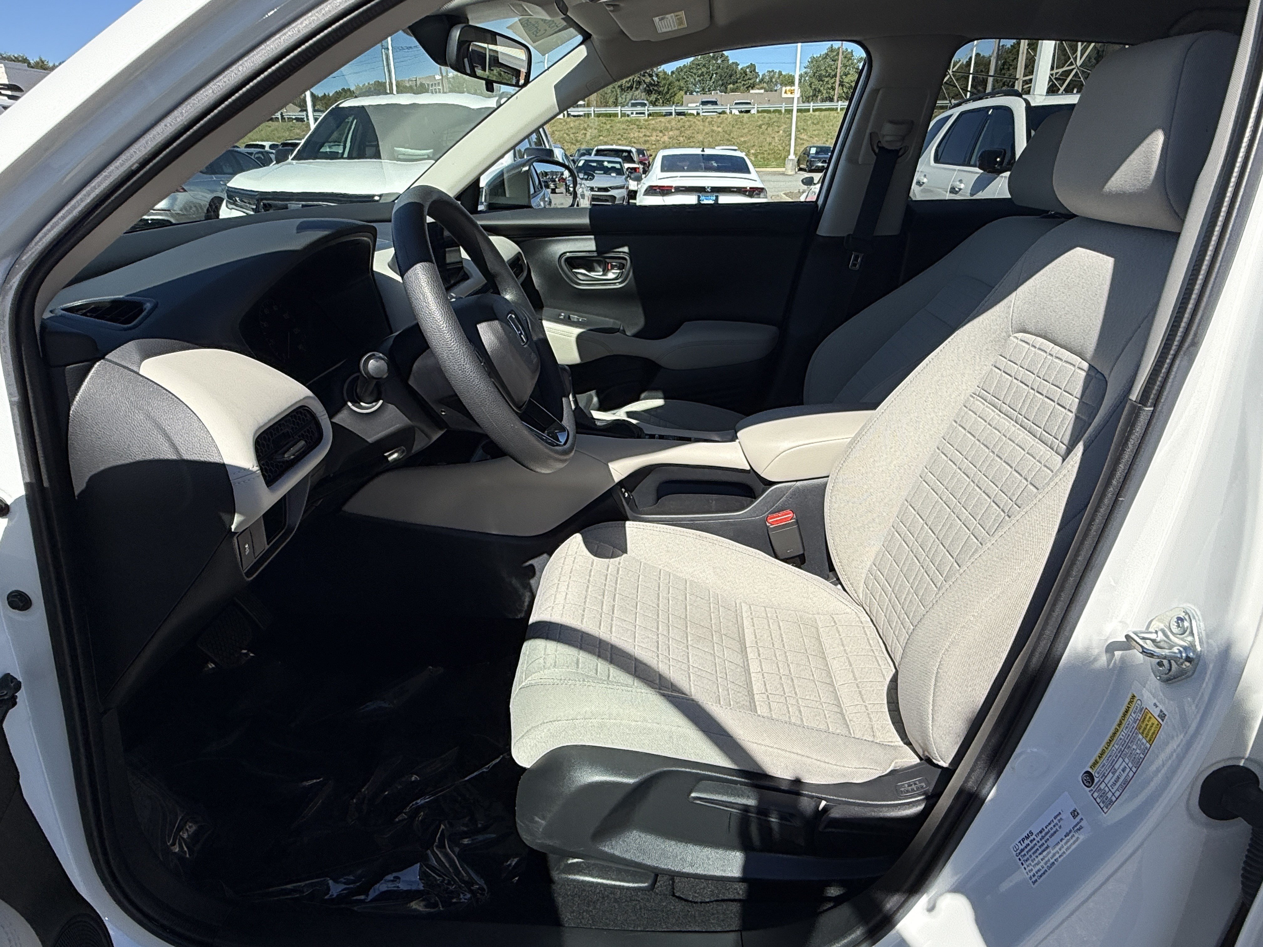 Used 2026 Honda HR-V LX image 16