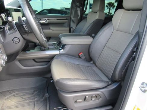 Certified 2024 Chevrolet Silverado 1500 ZR2 w/ Technology Package image 28