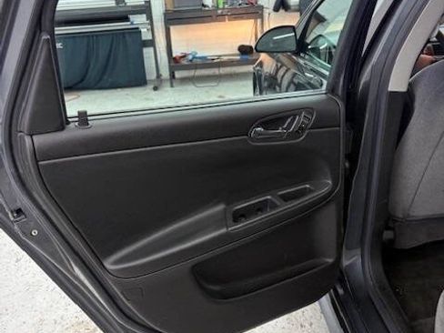 Used 2011 Chevrolet Impala LS image 14