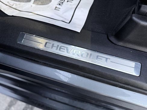 Used 2022 Chevrolet Suburban Premier w/ Premium Package image 25