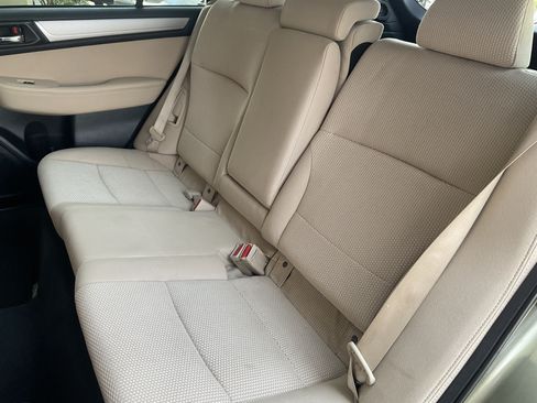 Used 2018 Subaru Outback 2.5i Premium AWD/4WD image 35