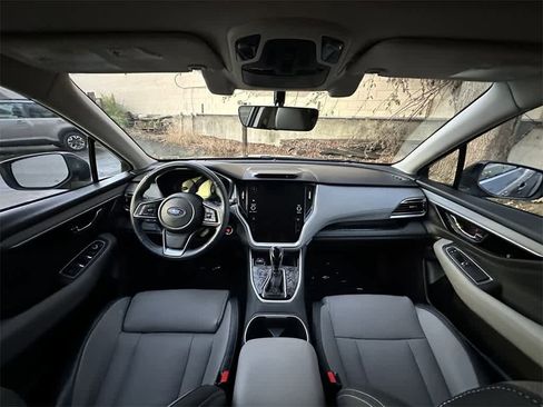 Used 2022 Subaru Outback Limited XT image 10