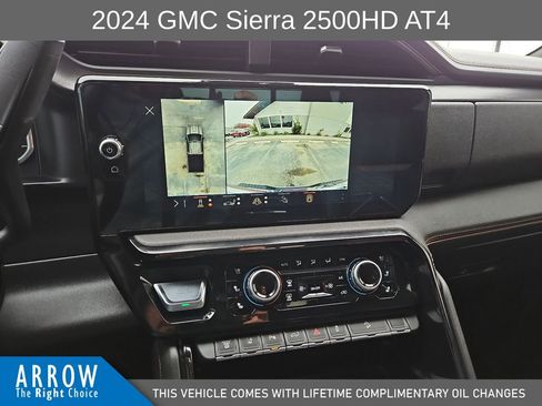 Used 2024 GMC Sierra 2500 AT4 w/ AT4 Preferred Package image 25