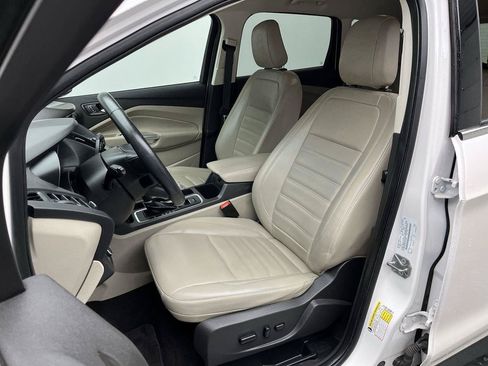 Used 2019 Ford Escape SEL AWD/4WD image 9
