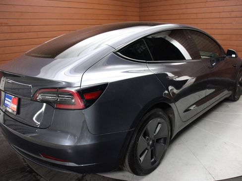 Used 2023 Tesla Model 3 Standard Range image 21