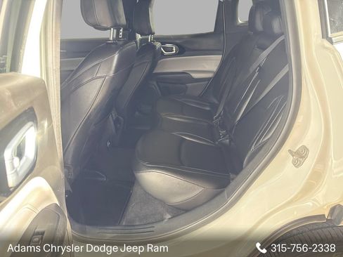 Used 2025 Jeep Compass Limited AWD/4WD image 8