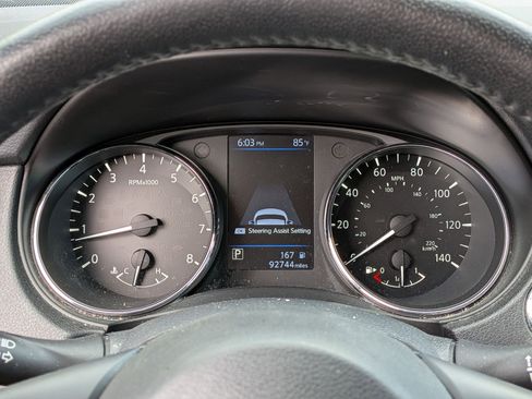 Used 2020 Nissan Rogue SL w/ Premium Package image 17