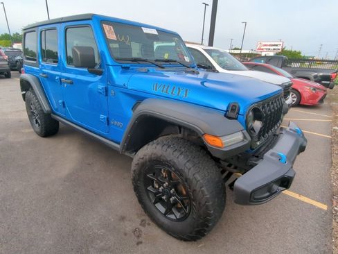Used 2024 Jeep Wrangler Unlimited AWD/4WD image 1