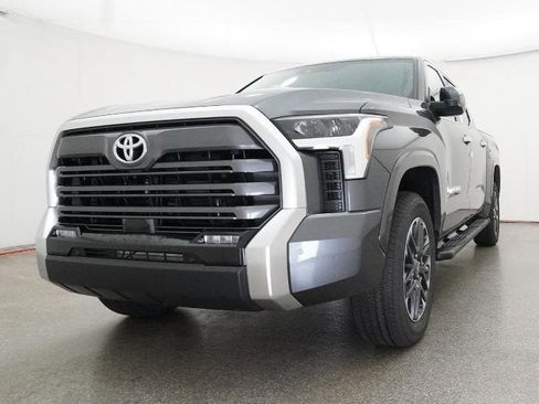 New 2026 Toyota Tundra Limited AWD/4WD image 32