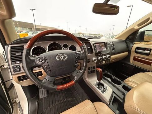 Used 2013 Toyota Sequoia Platinum image 25