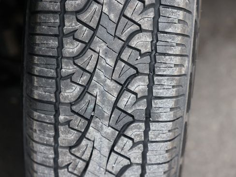 Certified 2023 Ford F150 Lariat w/ Equipment Group 502A High image 33