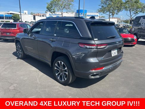 Used 2022 Jeep Grand Cherokee Overland w/ Luxury Tech Group IV image 5