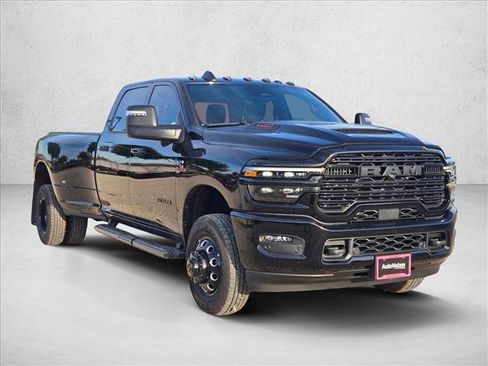 New 2026 RAM 3500 Laramie AWD/4WD image 7