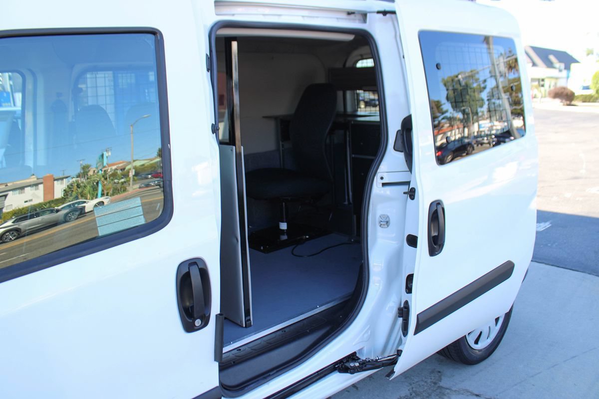 Used 2021 RAM ProMaster City Tradesman SLT w/ Window Group 05 FWD image 14
