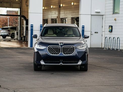 Used 2026 BMW X3 xDrive30 image 2