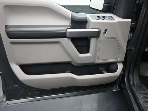 Used 2019 Ford F150 XLT image 9