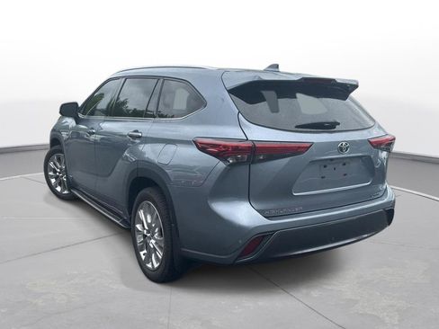 Used 2023 Toyota Highlander Limited AWD/4WD image 8