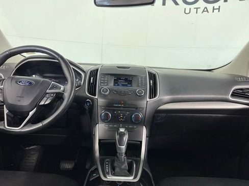 Used 2016 Ford Edge SEL image 13