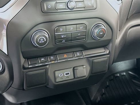 New 2025 Chevrolet Silverado 1500 W/T image 15